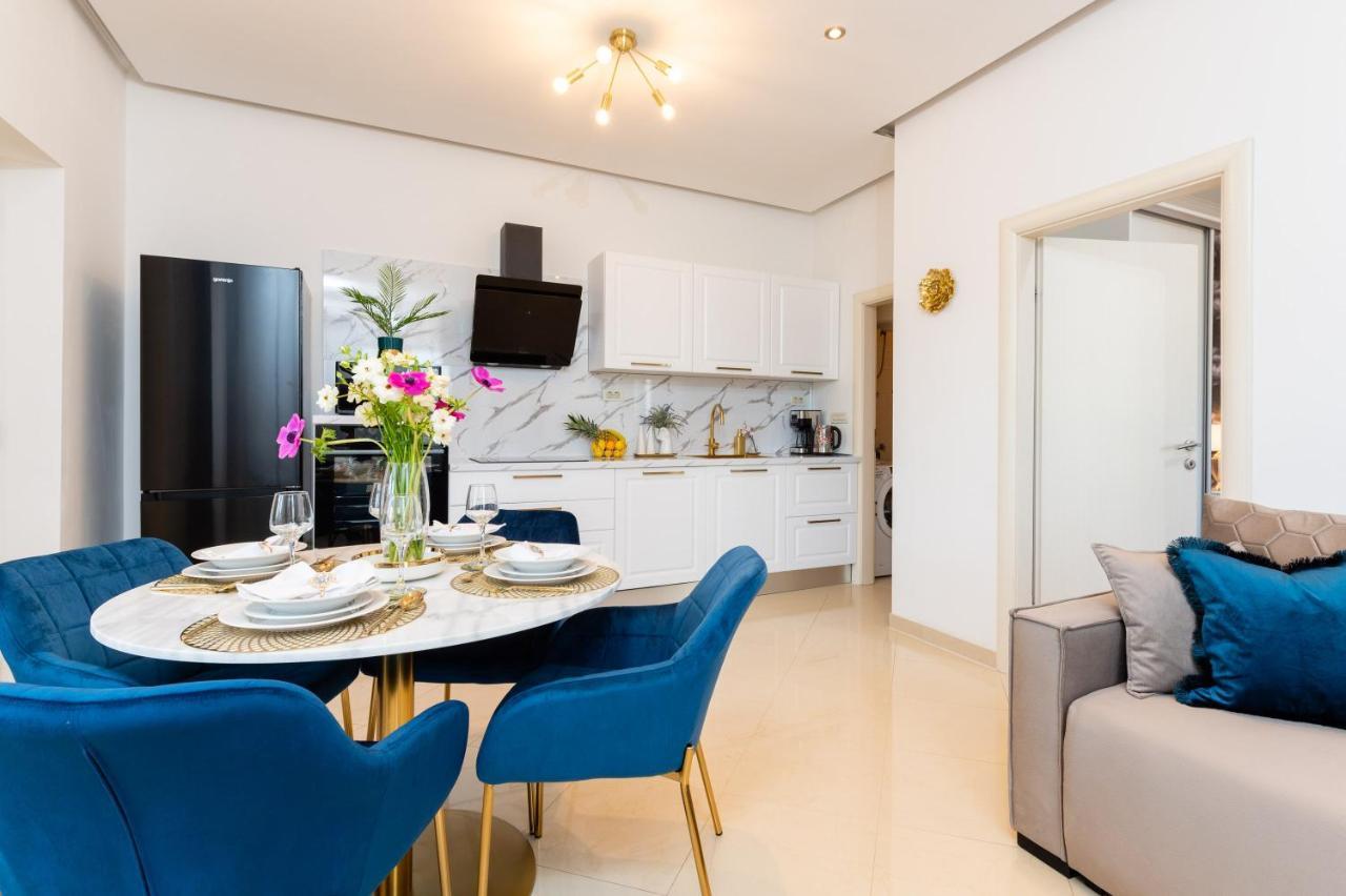 트로기르 Luxa 5 Min Old Town, 10 Min Airport 아파트 외부 사진